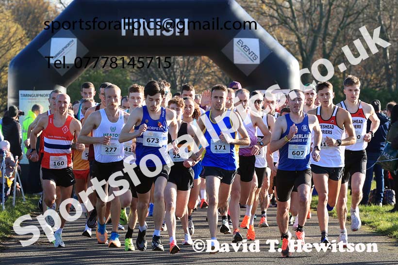 Senior Men and Womens 2023 Heaton Memorial 10k Road Race, Newcastle Town Moor, Newcastle.  Photo: David T. Hewitson/Sports for All Pics
